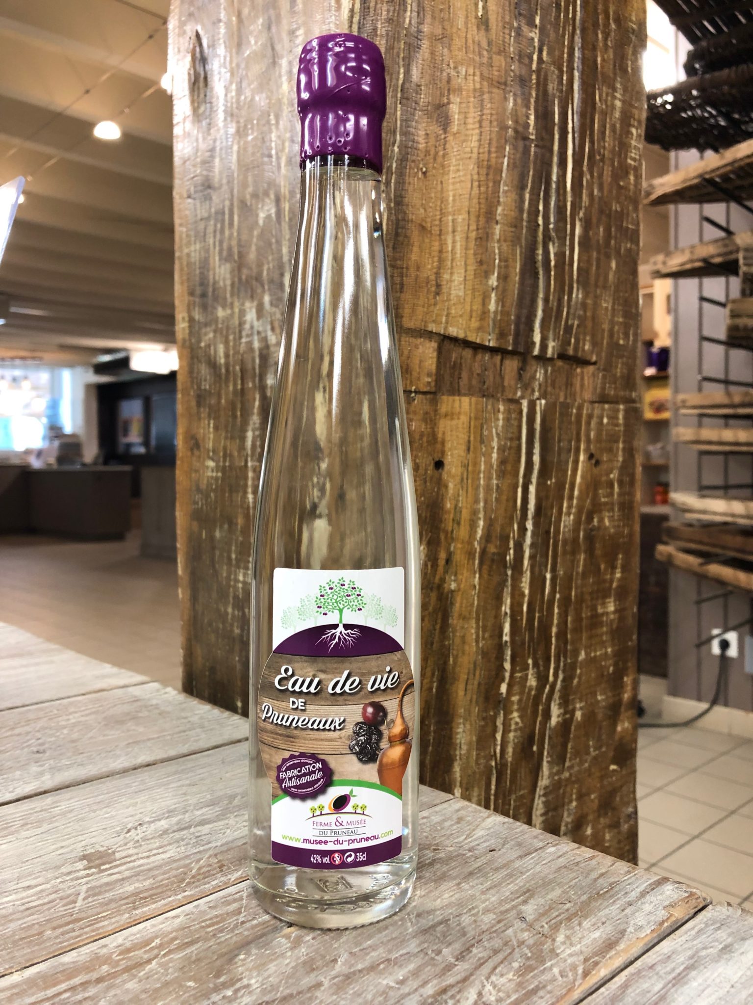Eau de vie de pruneaux